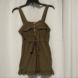 Never Worn Dry Goods Fashion on Earth Olive Short Romper Size Extra Small XS